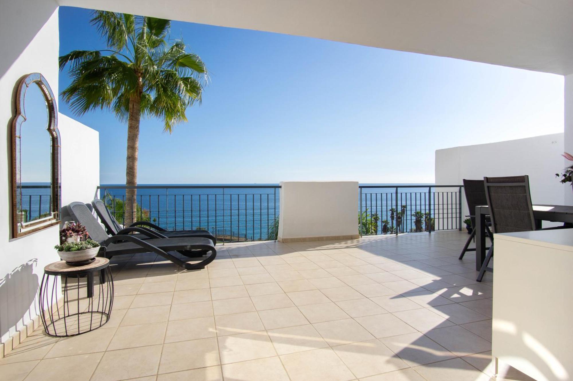 Beautiful Apartment With Stunning Sea Views And A Large Terrace! トロクス・コスタ エクステリア 写真